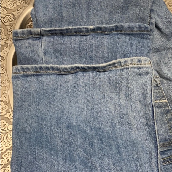 American Eagle Kick Boot Jeans - Picture 9 of 12